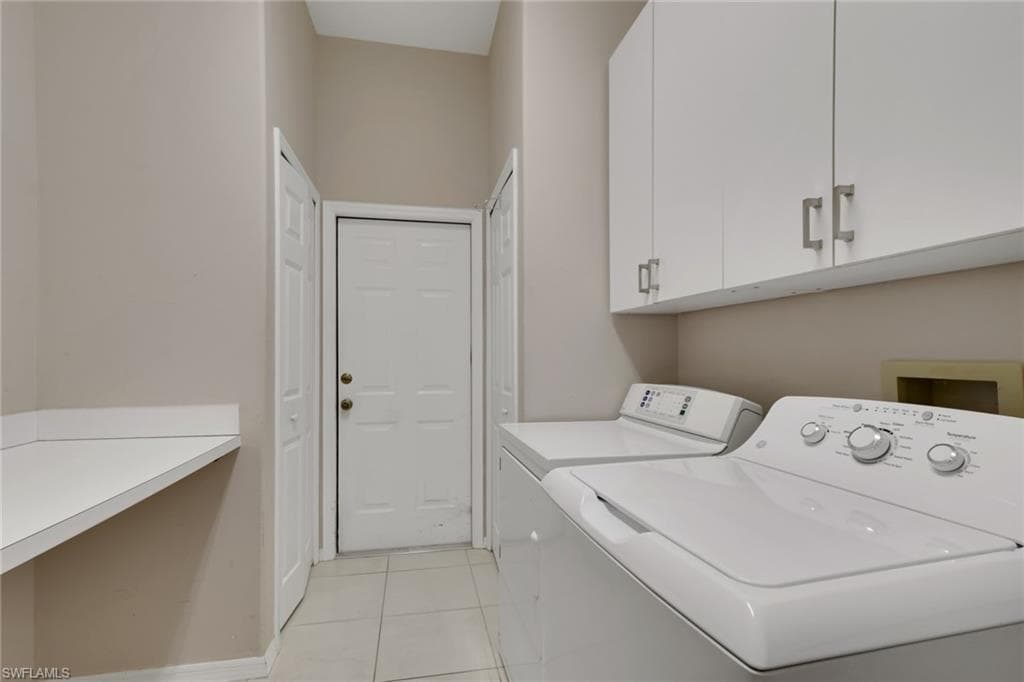 9519 Mariners Cove LN S, FORT MYERS FL 33919-23