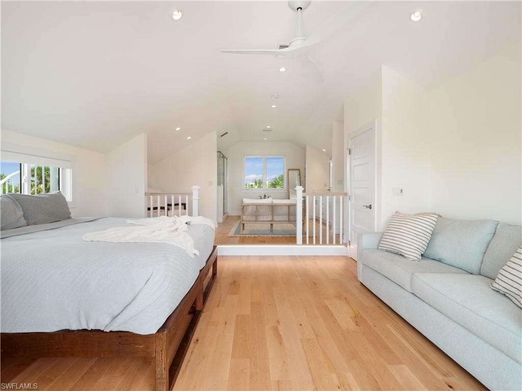 2480 Library WAY, SANIBEL FL 33957-27