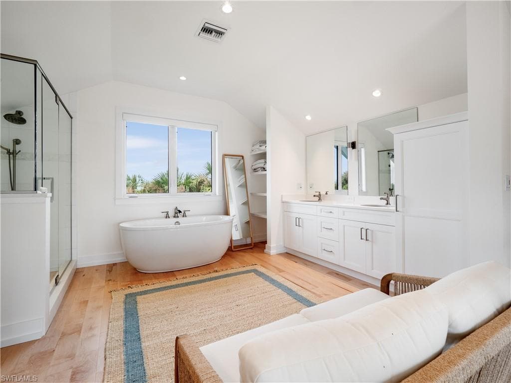 2480 Library WAY, SANIBEL FL 33957-29