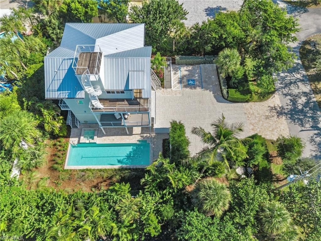 2480 Library WAY, SANIBEL FL 33957-48