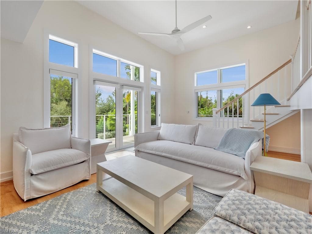 2480 Library WAY, SANIBEL FL 33957-13