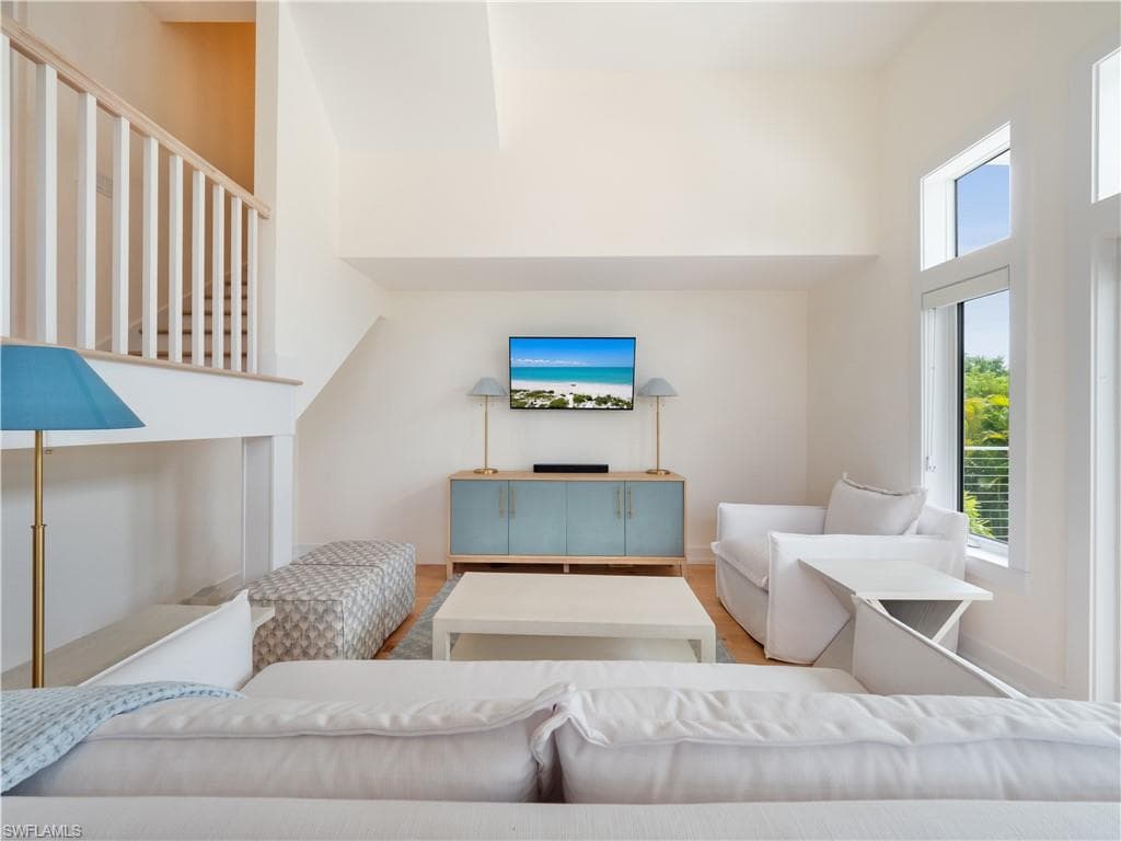 2480 Library WAY, SANIBEL FL 33957-14