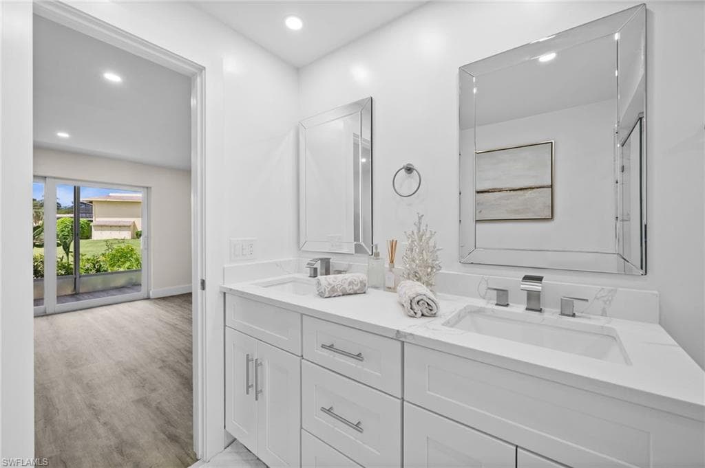 378 Palm DR # 1, NAPLES FL 34112-22