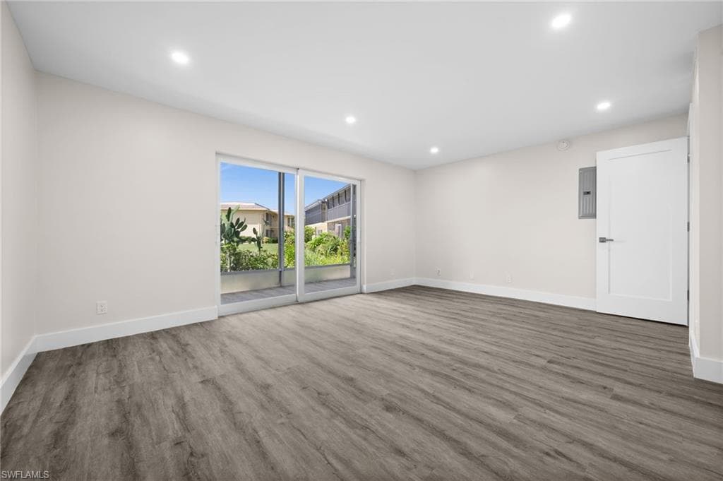 378 Palm DR # 1, NAPLES FL 34112-19