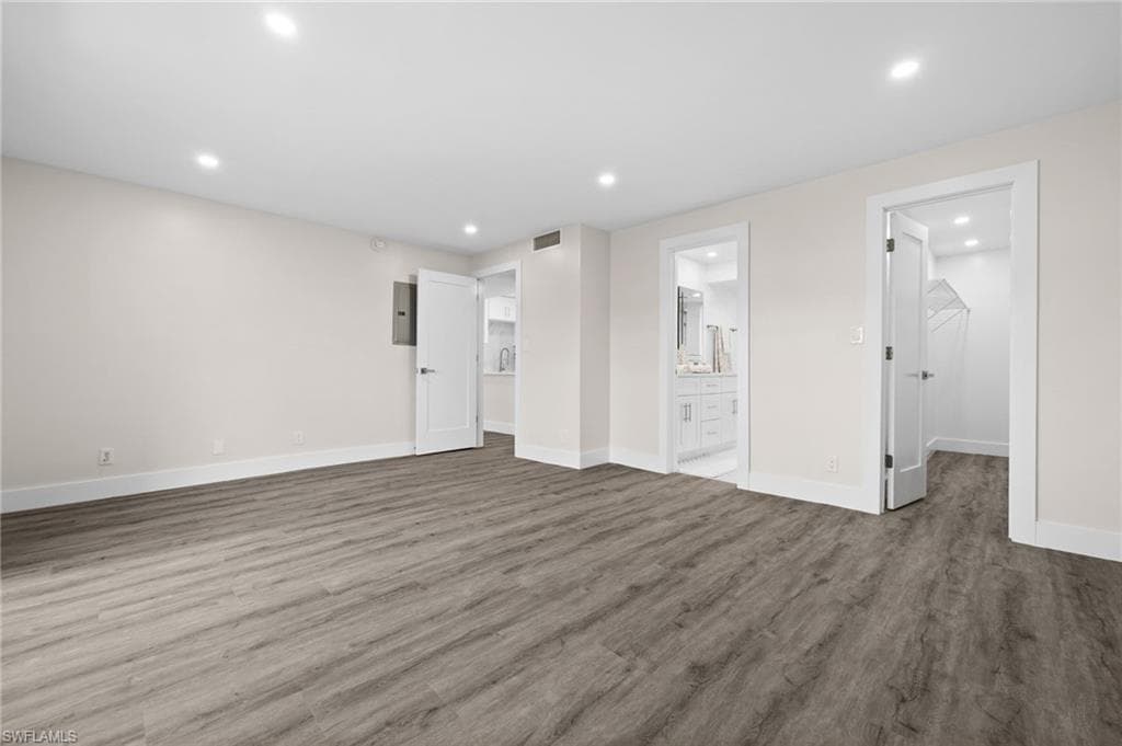 378 Palm DR # 1, NAPLES FL 34112-20