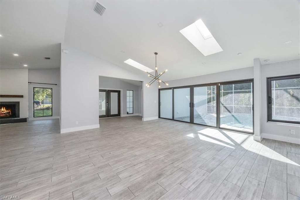 6161 Waxmyrtle WAY, NAPLES FL 34109-2