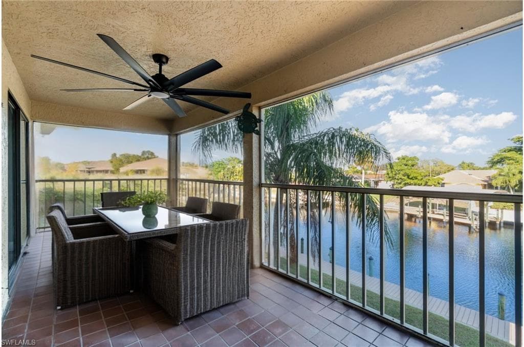 4321 Country Club BLVD # 207, CAPE CORAL FL 33904-19