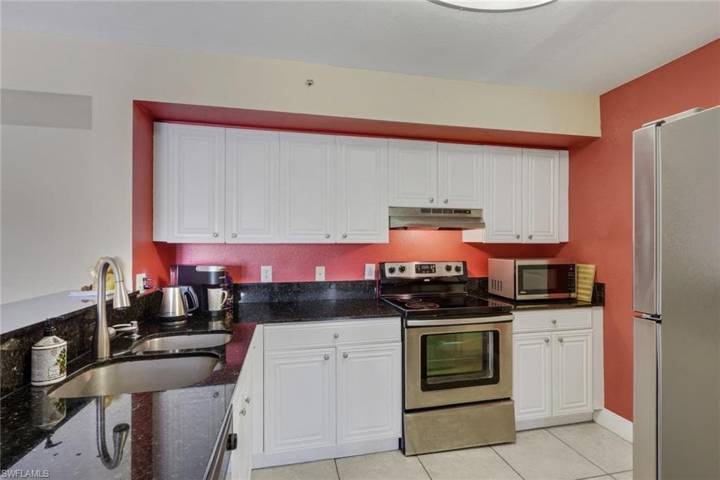 8285 Ibis Club DR # 809, NAPLES FL 34104-7