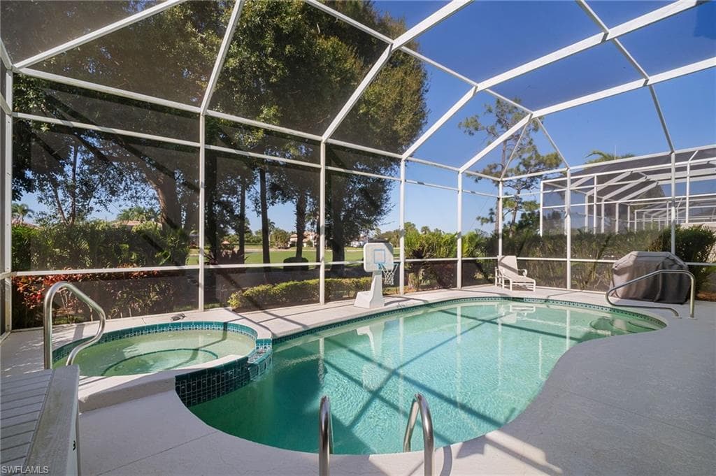 19349 Silver Oak DR, ESTERO FL 33967-2