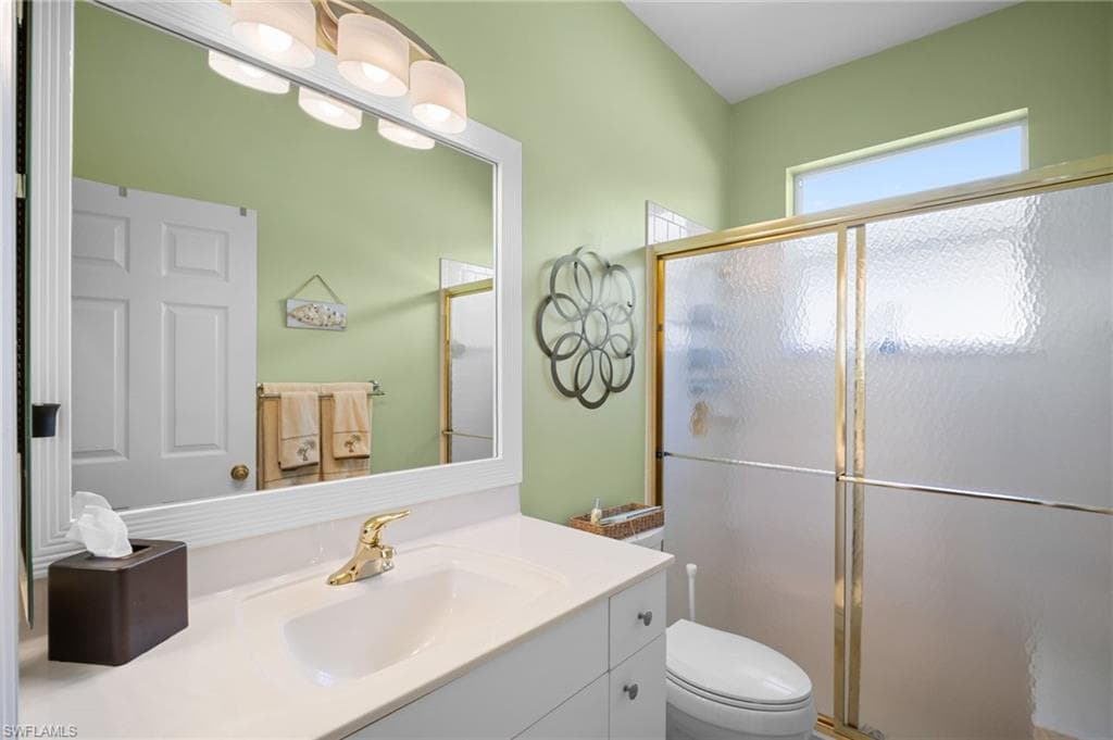 19349 Silver Oak DR, ESTERO FL 33967-32