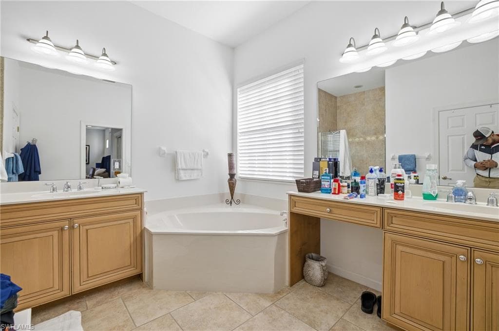 22140 Long Leaf Trail DR, ESTERO FL 34135-24