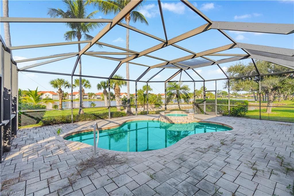 11105 Sea Tropic LN, FORT MYERS FL 33908-36