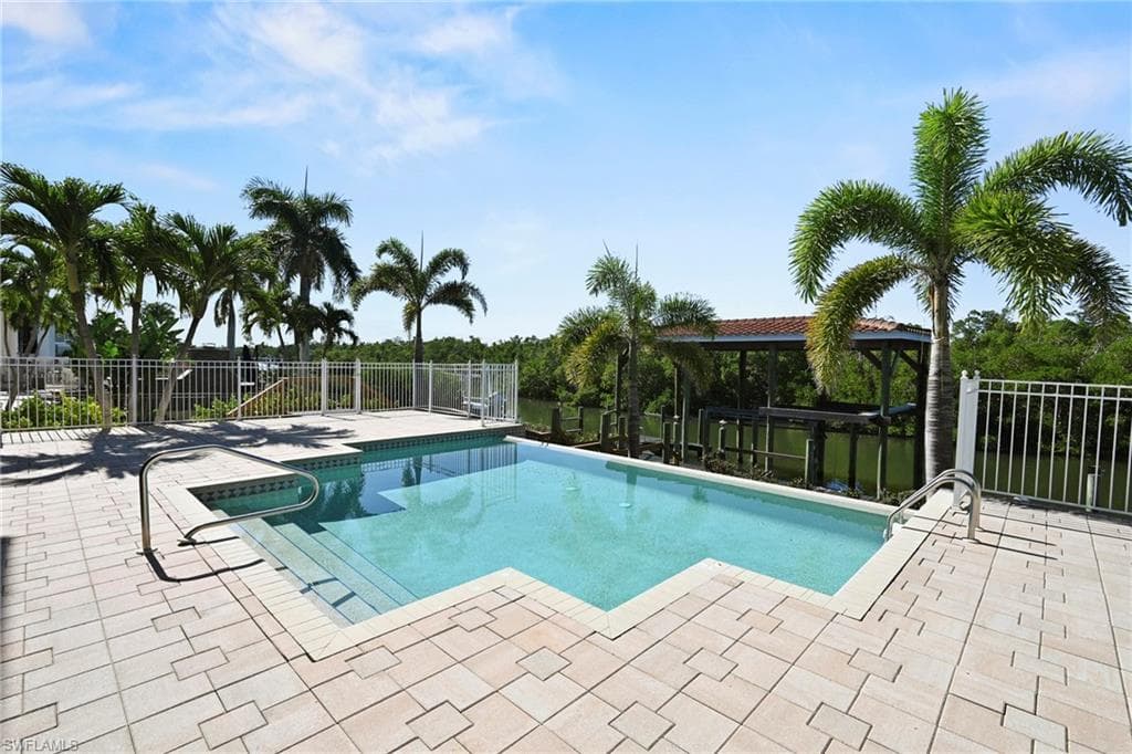 18150 Old Pelican Bay DR, FORT MYERS BEACH FL 33931-43