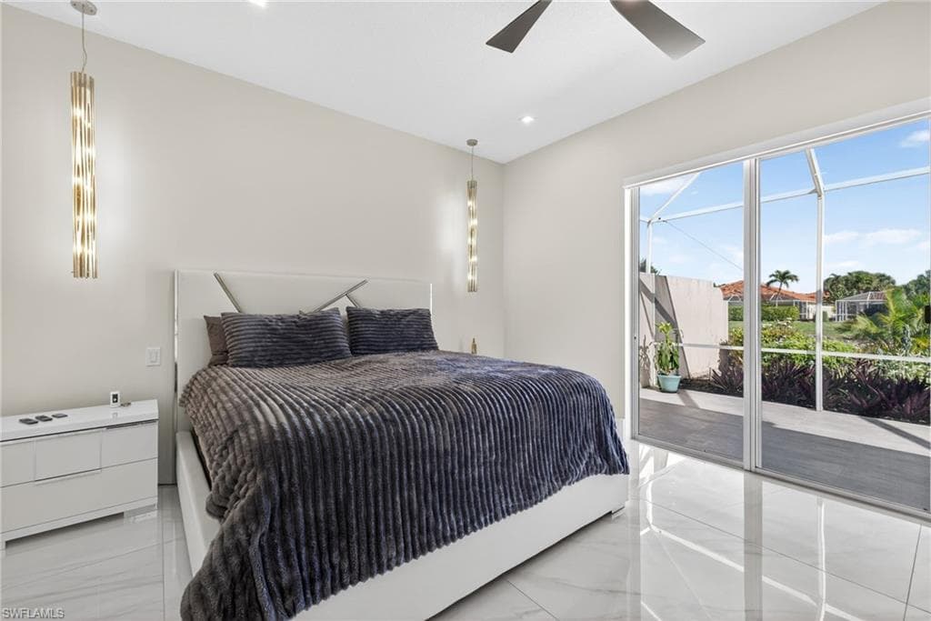 3956 Isla Ciudad CT, NAPLES FL 34109-15