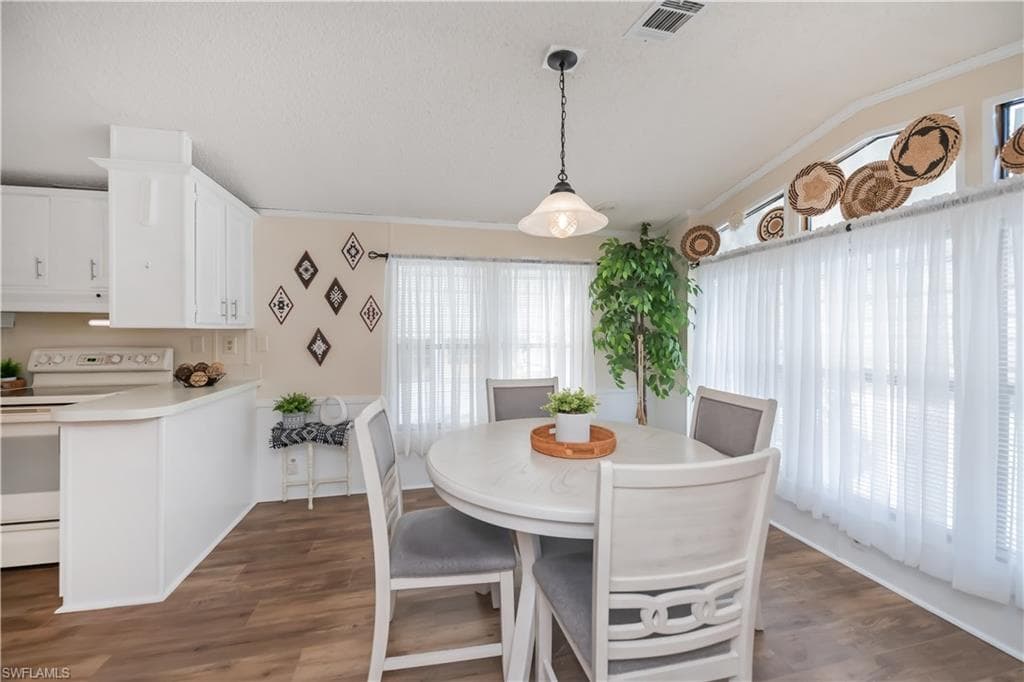 187 Ramble DR, NORTH FORT MYERS FL 33903-10