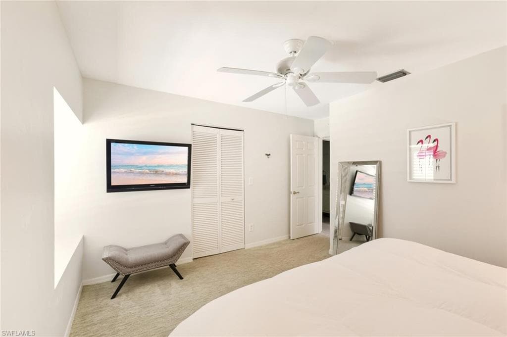 559 Beachwalk CIR # U202, NAPLES FL 34108-16