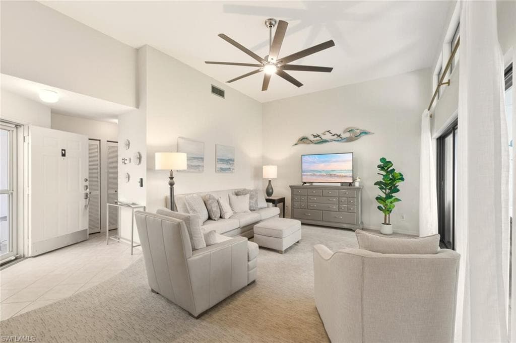 559 Beachwalk CIR # U202, NAPLES FL 34108-6