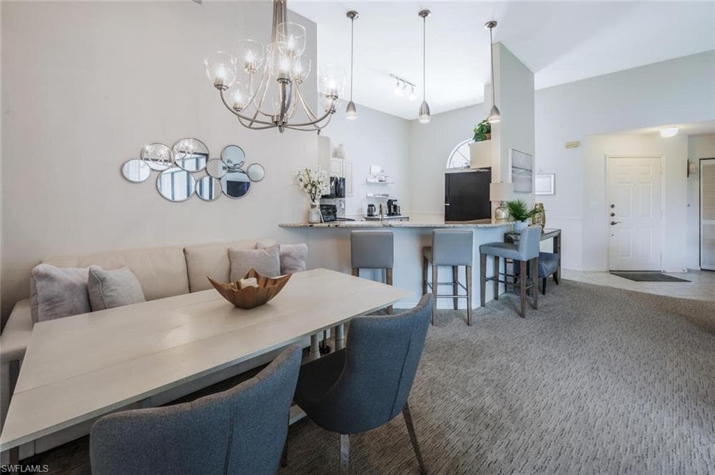 559 Beachwalk CIR # U202, NAPLES FL 34108-8