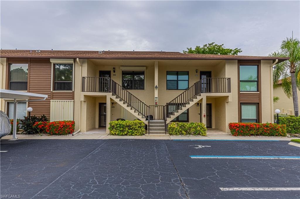 4410 Chantelle DR # 205, NAPLES FL 34112-27