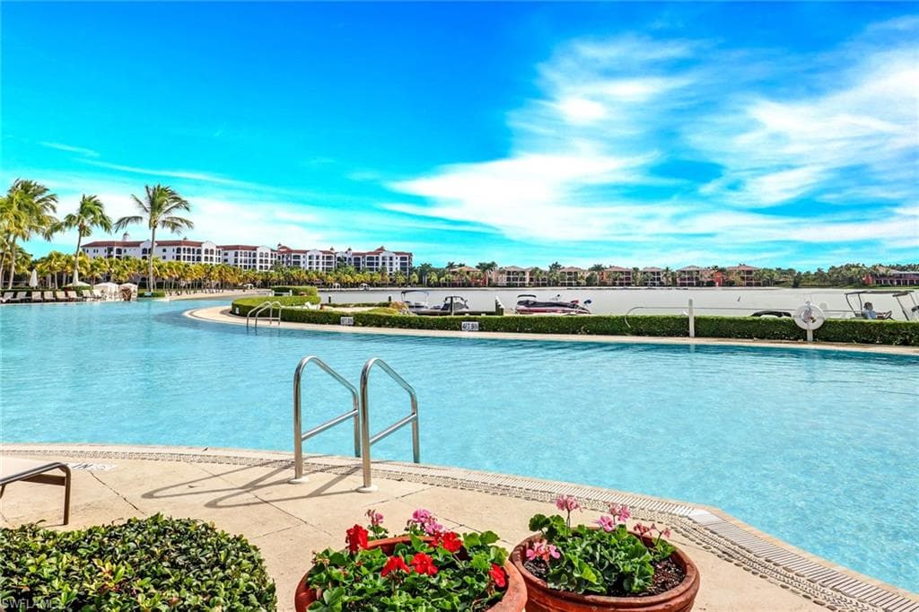 10733 Mirasol DR # 310, MIROMAR LAKES FL 33913-27