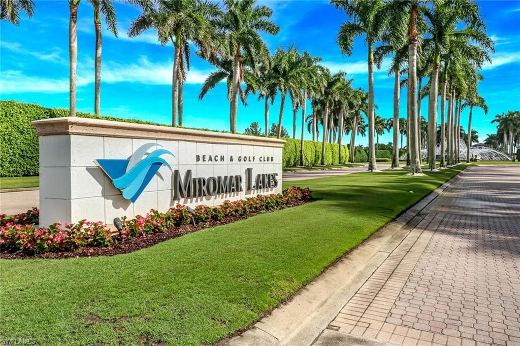 10733 Mirasol DR # 310, MIROMAR LAKES FL 33913-48