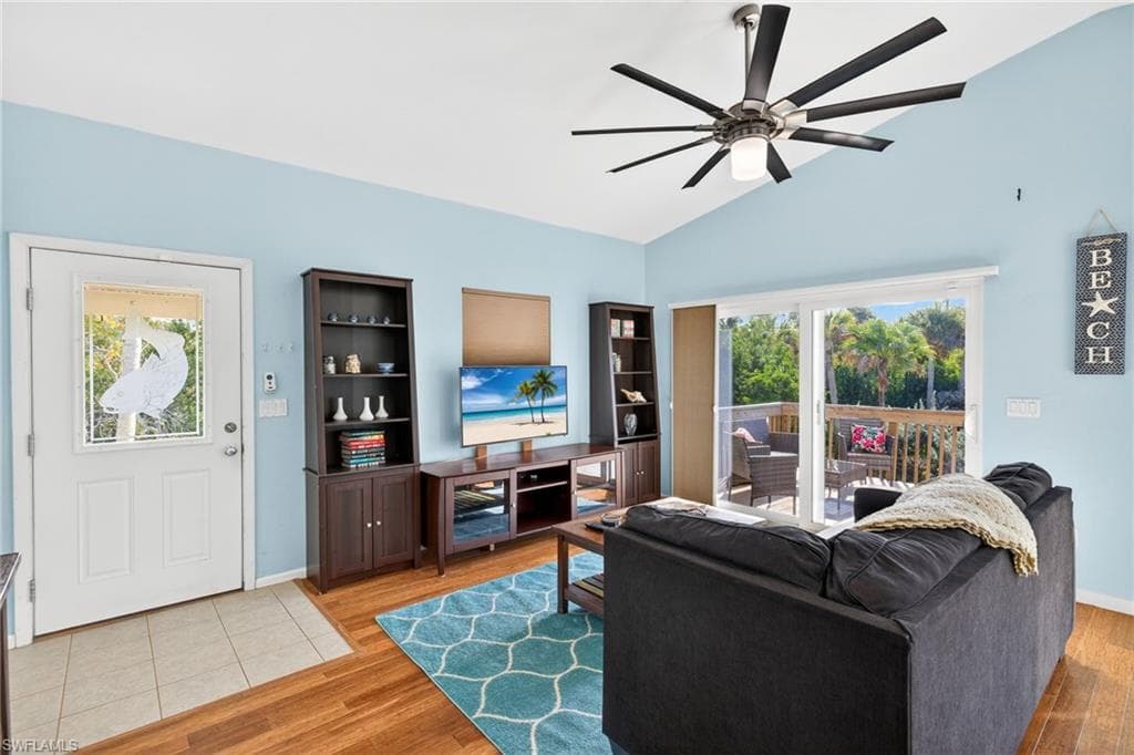 495 E Lake RD, SANIBEL FL 33957-5