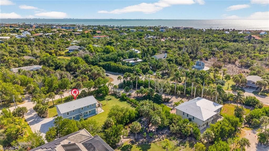 495 E Lake RD, SANIBEL FL 33957-2