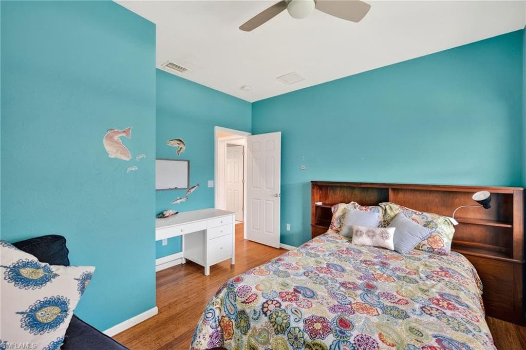 495 E Lake RD, SANIBEL FL 33957-23
