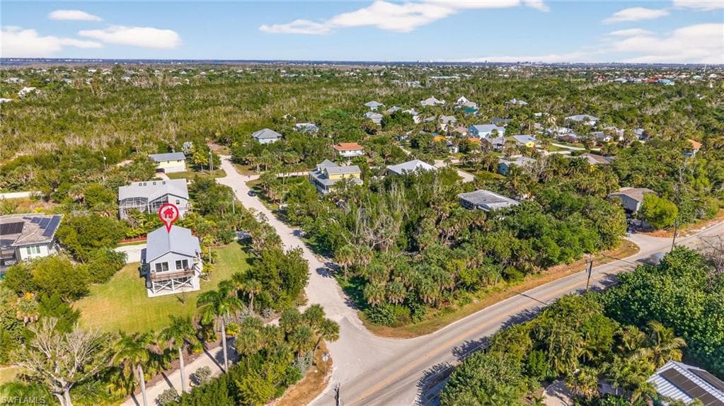 495 E Lake RD, SANIBEL FL 33957-33