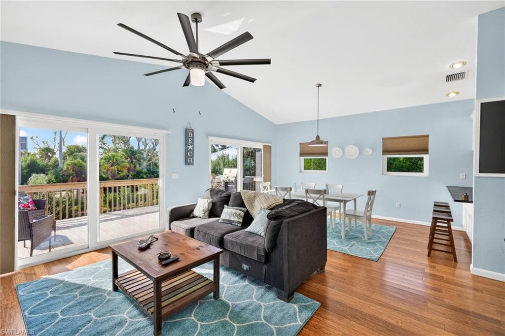 495 E Lake RD, SANIBEL FL 33957-3