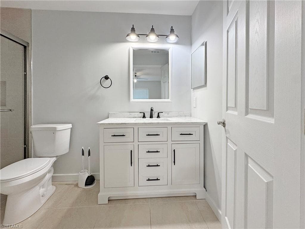 210 Manatee ST, FORT MYERS FL 33913-15