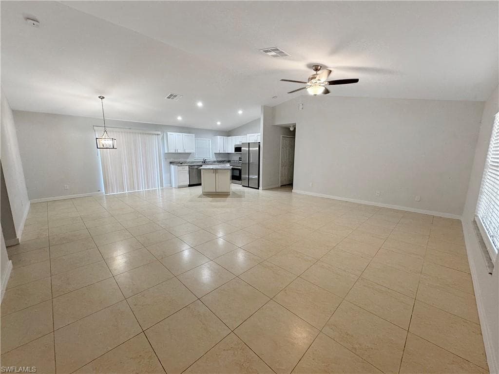 210 Manatee ST, FORT MYERS FL 33913-2