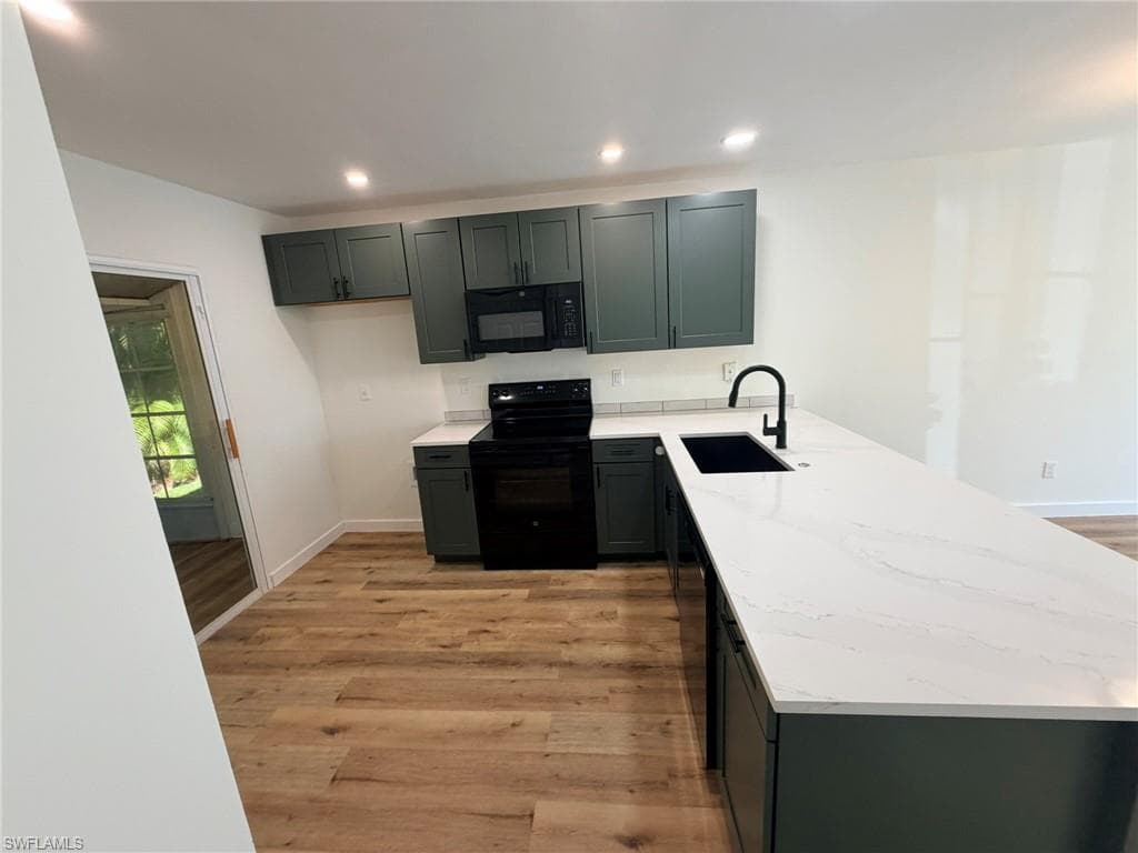 761 W Elkcam CIR # A101, MARCO ISLAND FL 34145-6