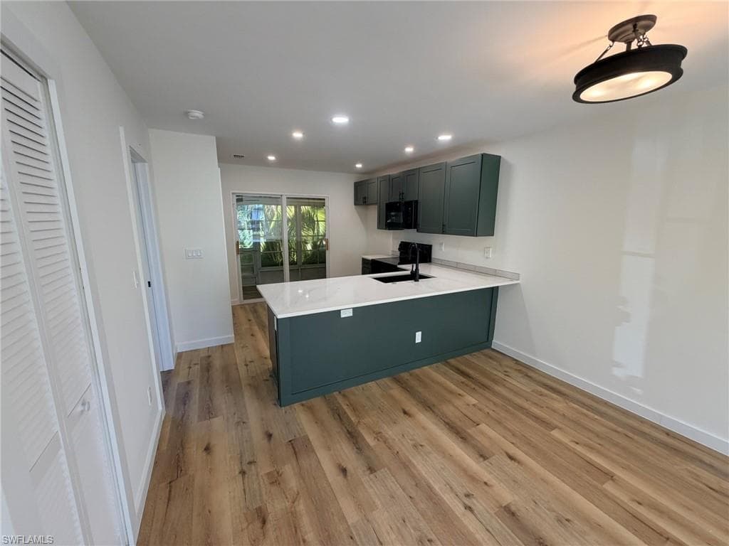 761 W Elkcam CIR # A101, MARCO ISLAND FL 34145-4