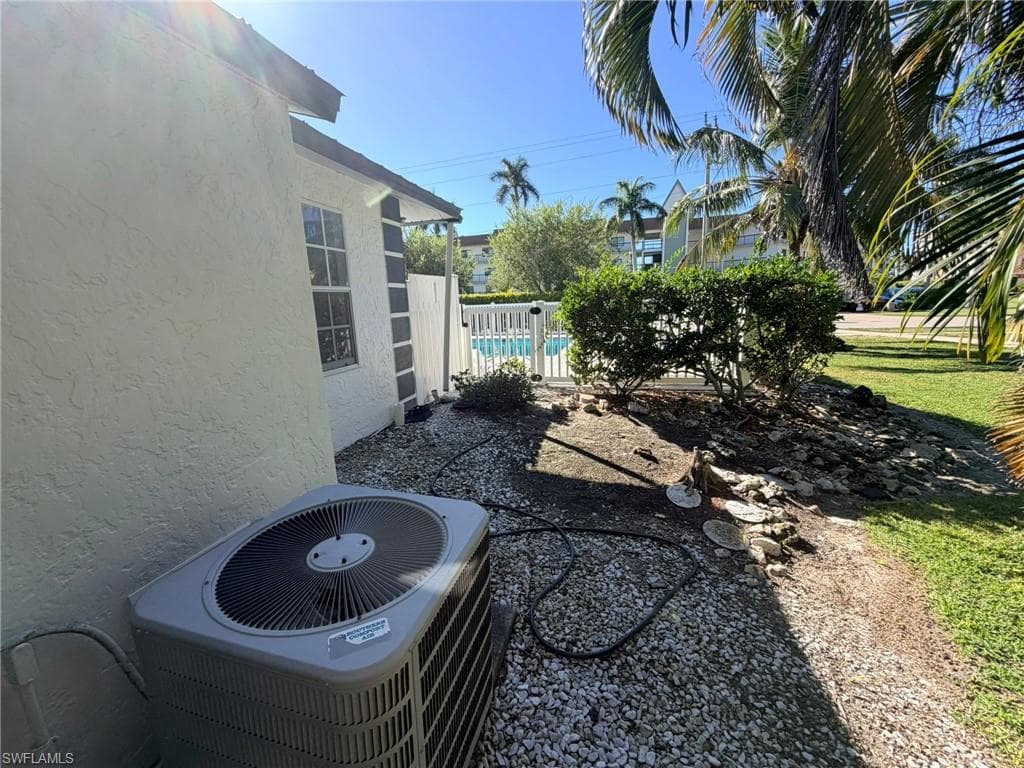 761 W Elkcam CIR # A101, MARCO ISLAND FL 34145-20