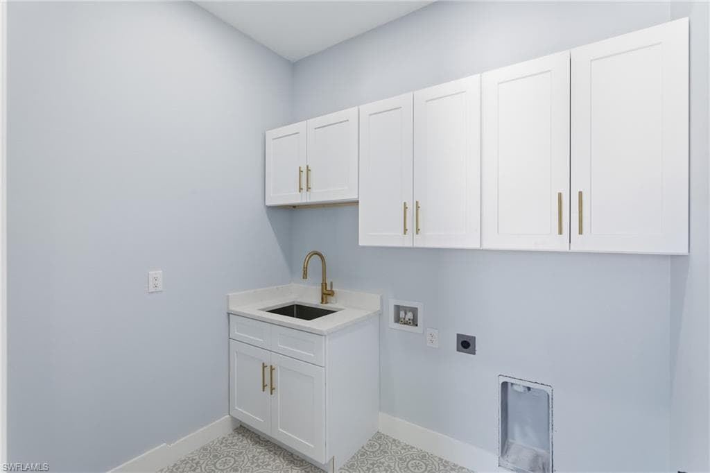 19871 Adams RD, FORT MYERS FL 33908-19