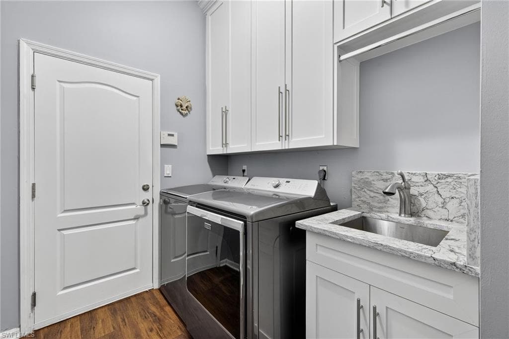 8350 Trentwood CT, FORT MYERS FL 33912-25