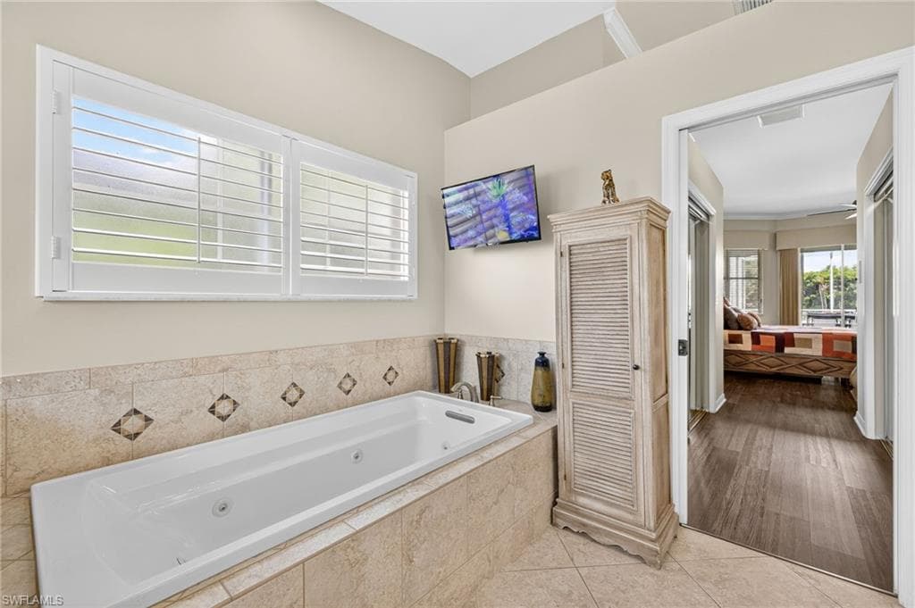 8350 Trentwood CT, FORT MYERS FL 33912-20