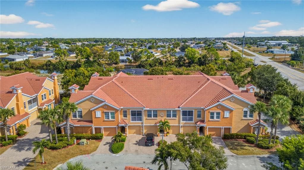 1854 Concordia Lake CIR # 806, CAPE CORAL FL 33909-24