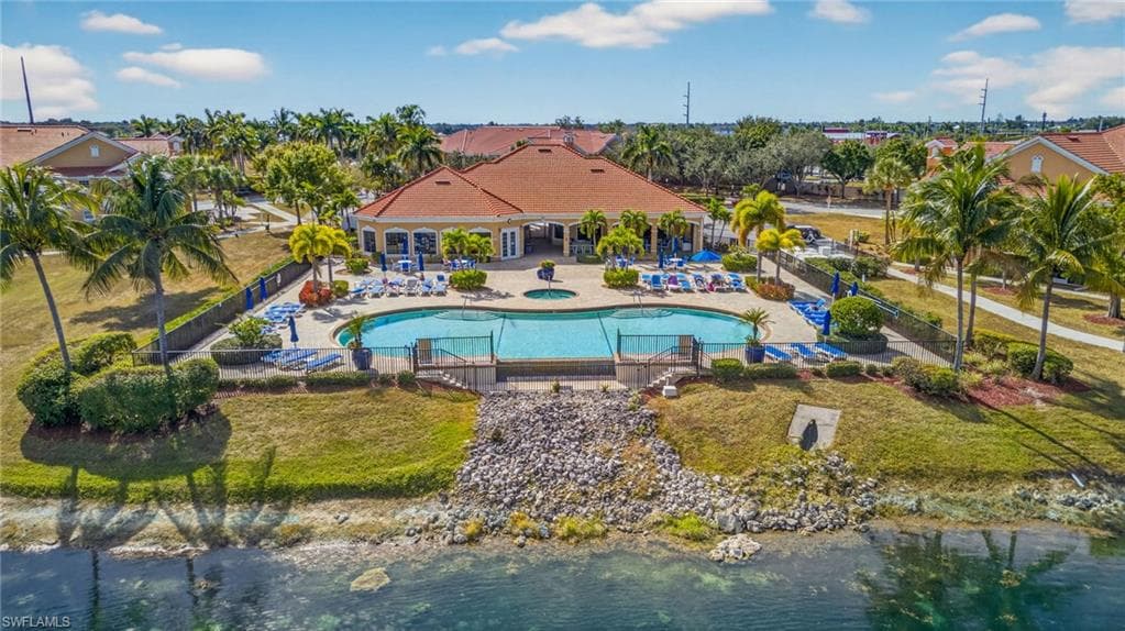 1854 Concordia Lake CIR # 806, CAPE CORAL FL 33909-29