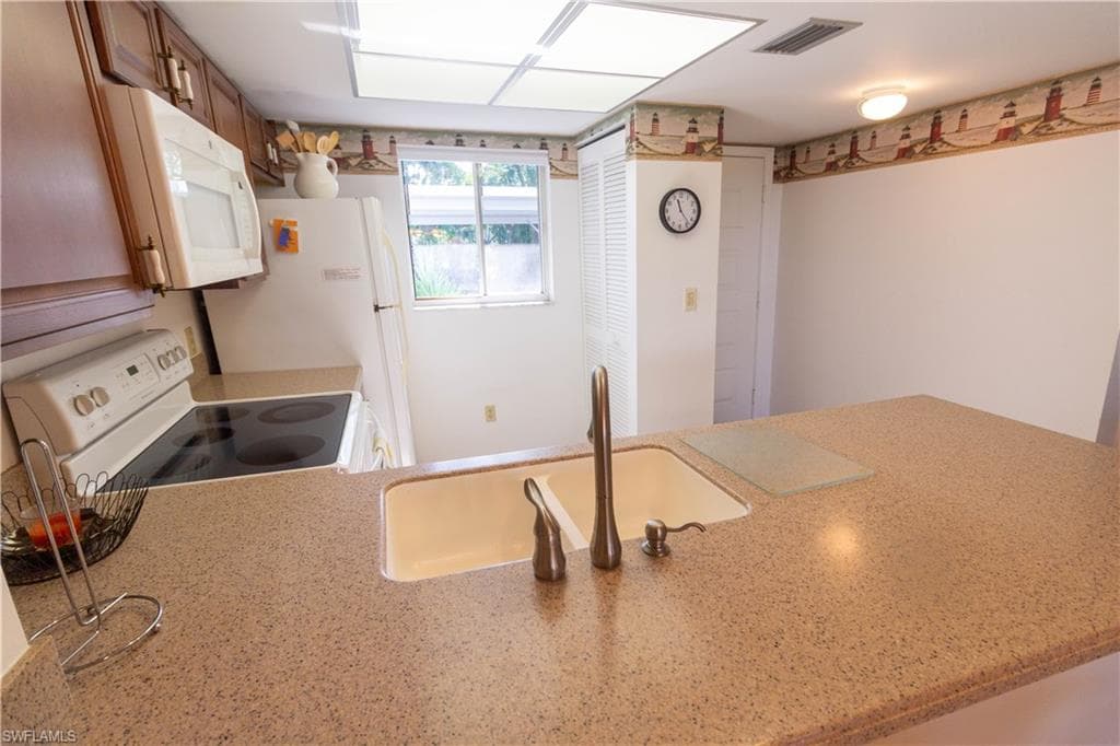 8200 Summerlin Village CIR # 101, FORT MYERS FL 33919-5