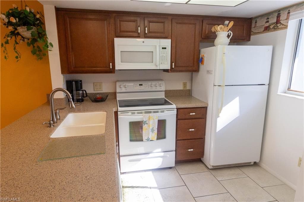8200 Summerlin Village CIR # 101, FORT MYERS FL 33919-4
