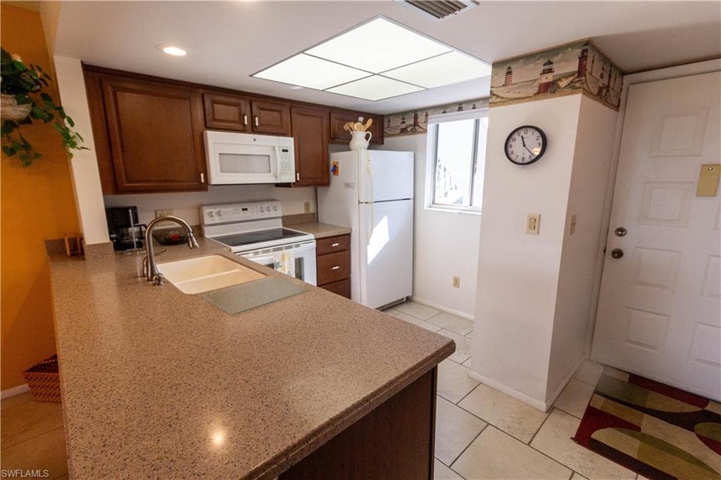 8200 Summerlin Village CIR # 101, FORT MYERS FL 33919-3