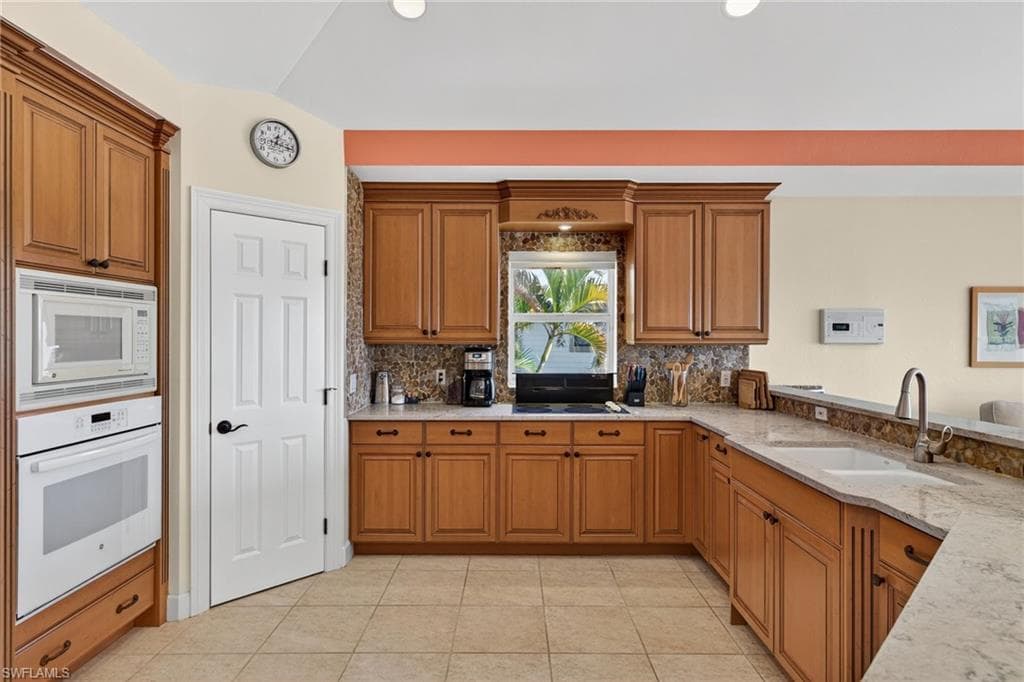 785 Birdie View PT, SANIBEL FL 33957-8