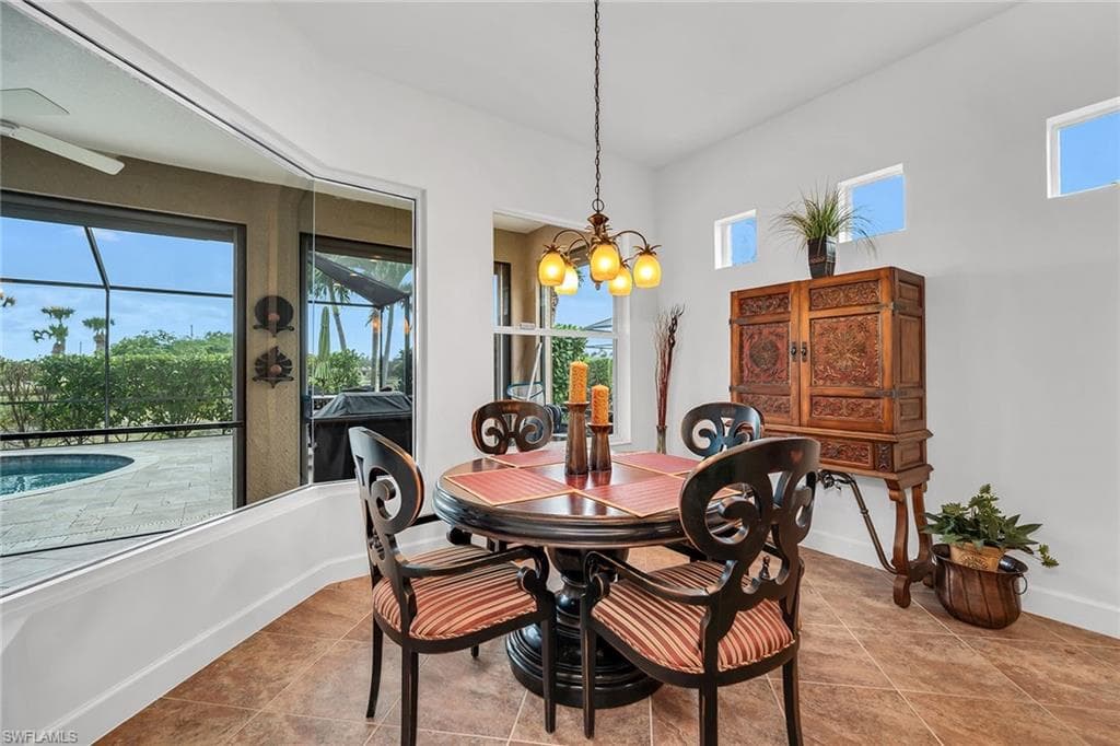 8264 Potomac LN, NAPLES FL 34104-19