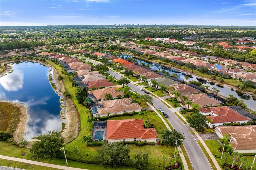 8264 Potomac LN, NAPLES FL 34104-43