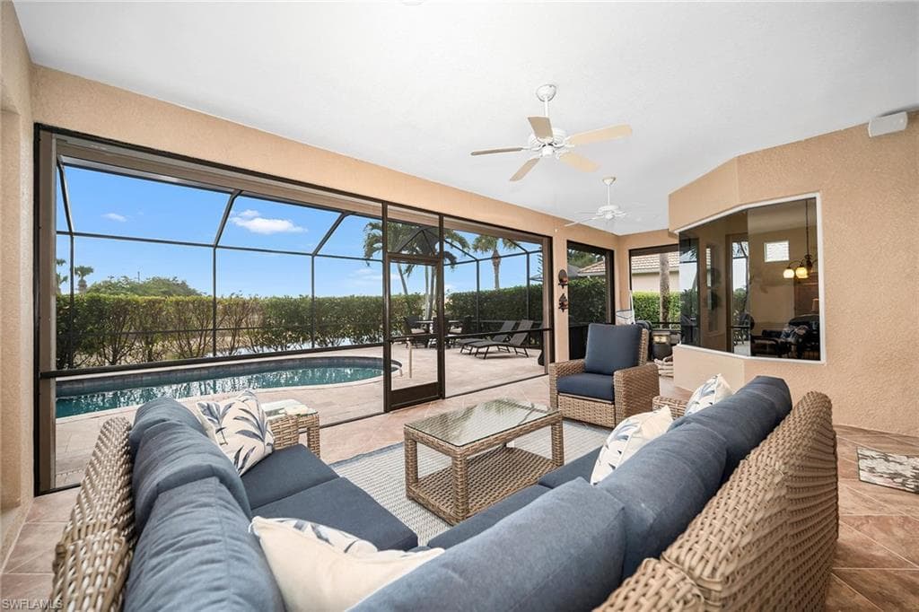 8264 Potomac LN, NAPLES FL 34104-34