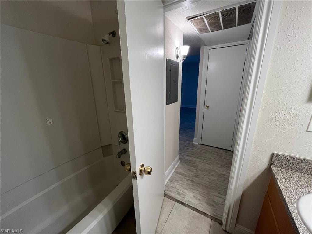 2885 Winkler AVE # 617, FORT MYERS FL 33916-12