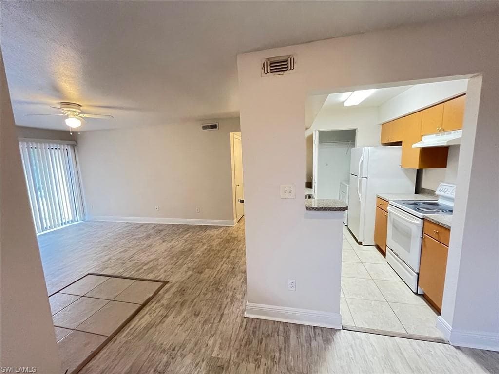 2885 Winkler AVE # 617, FORT MYERS FL 33916-10