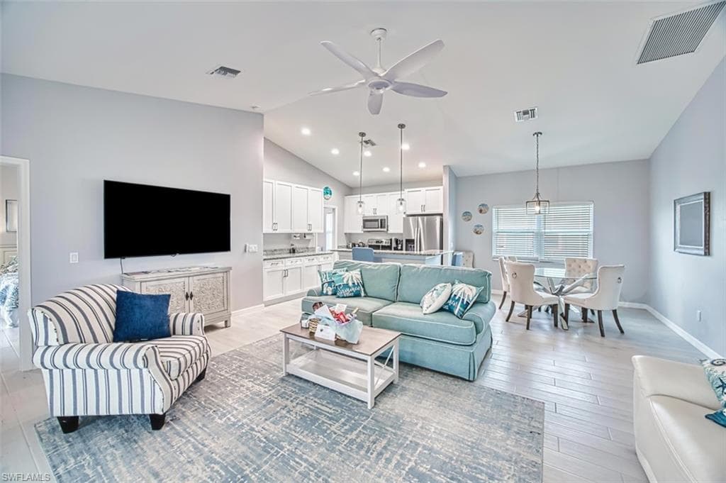 431 Lazy WAY, FORT MYERS BEACH FL 33931-12